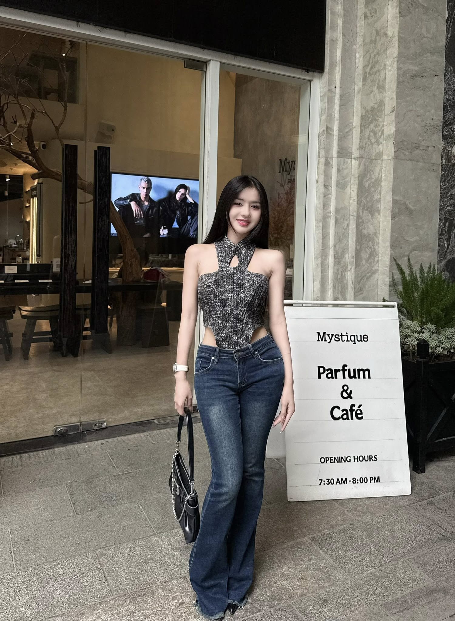 樱花树下的秘密